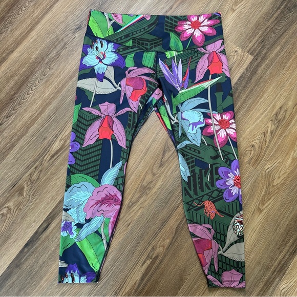 Nike Womens Dri-Fit One Icon Clash Leggings Tropical Print Full Length Plus 2X - Picture 1 of 10
